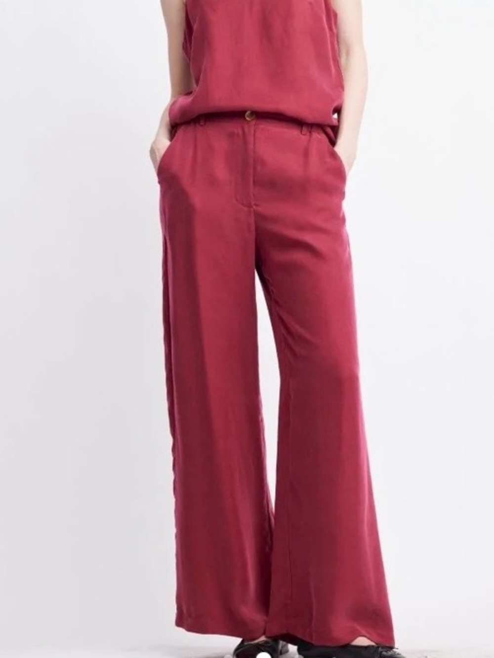 Anthropologie Women Wide Leg Long Red Berry Wine Pants Tall Girl Friendly New M